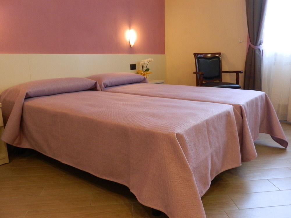 Affittacamere Serena Piacenza Zewnętrze zdjęcie